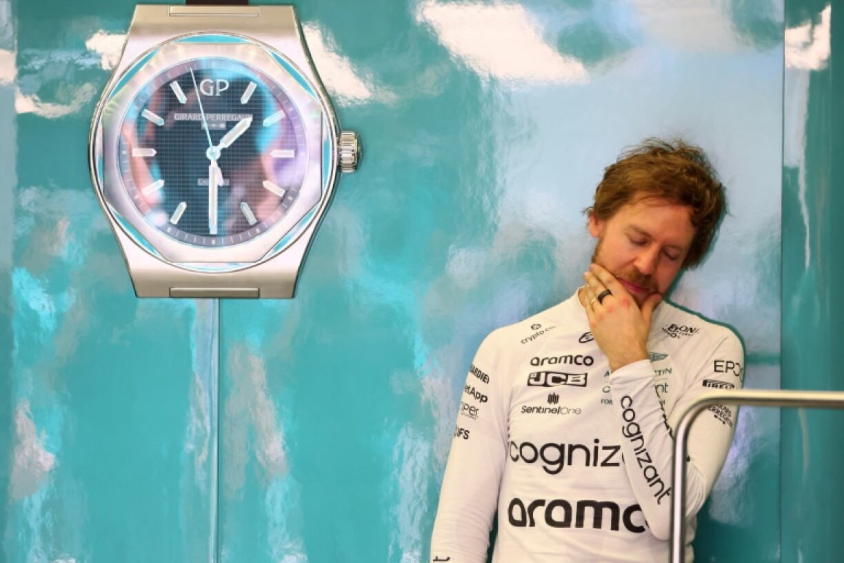 L'Allemand Sebastian Vettel pendant les essais de pré-saison de F1 sur le circuit bahreïni de Sakhir le 11 mars 2022