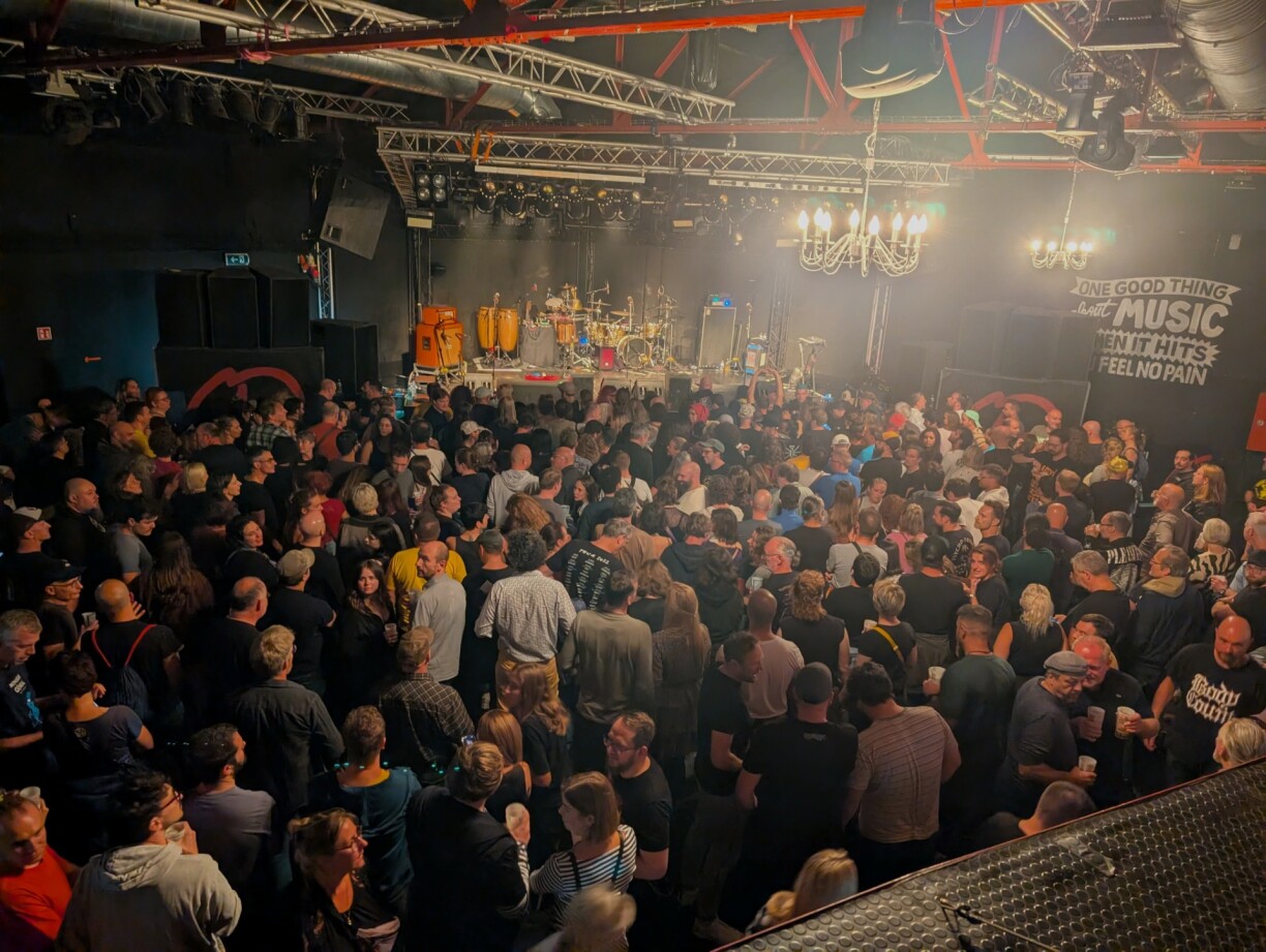 A full house awaits.