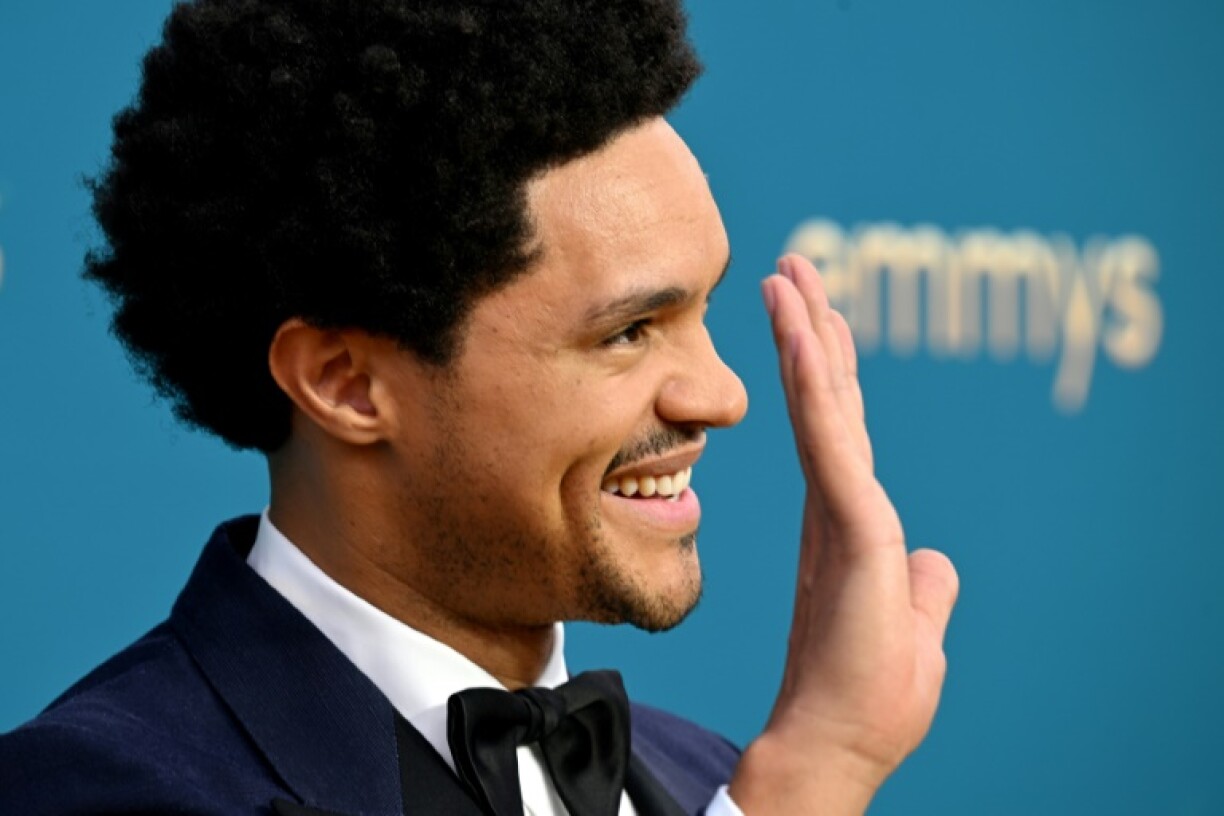 L'humoriste sud-africain Trevor Noah, lors de la 74e édition des Emmy Awards, à Los Angeles, le 12 septembre 2022