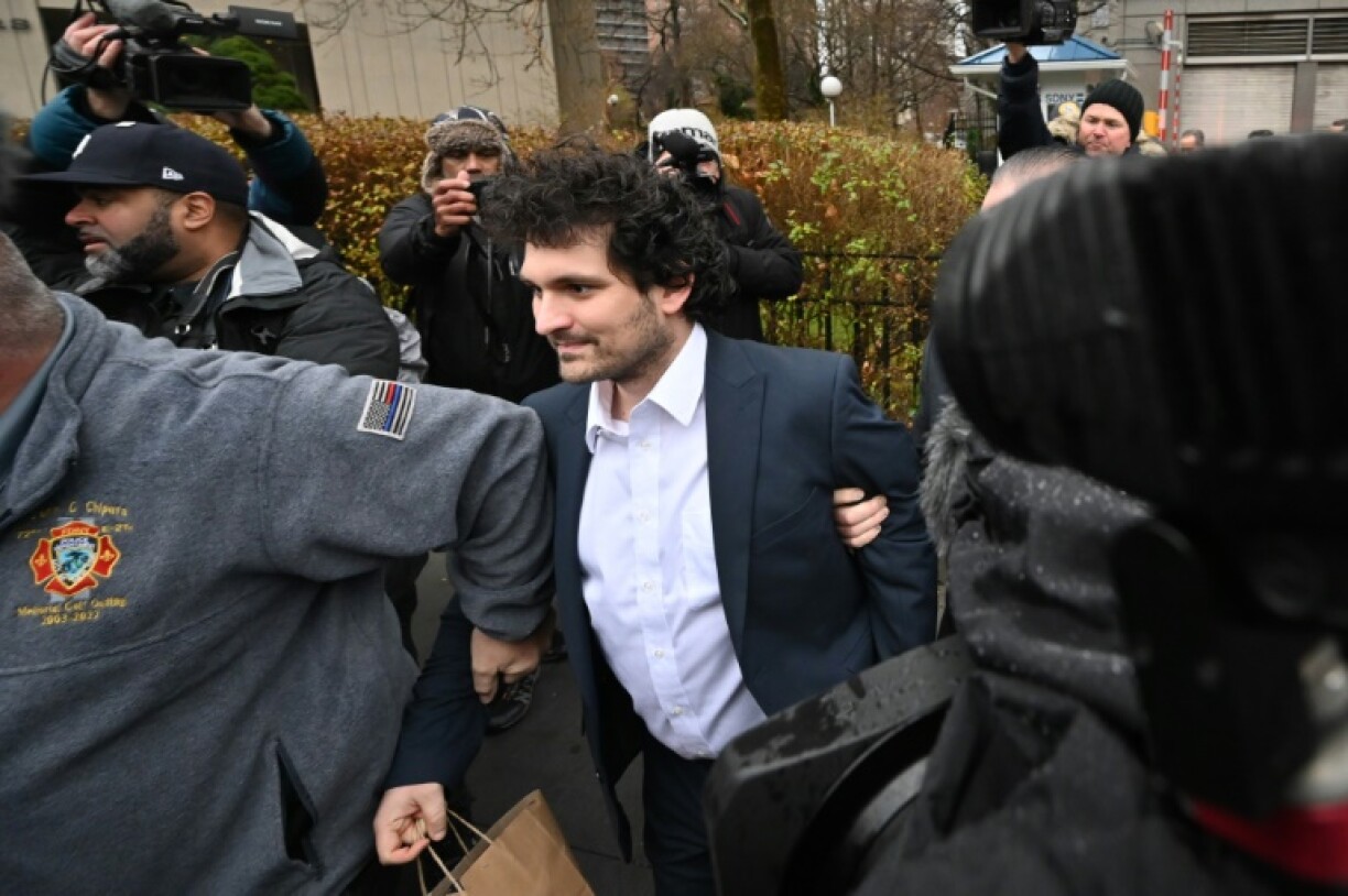 Sam Bankman-Fried quitte le tribunal fédéral de Manhattan libre le 22 décembre 2022