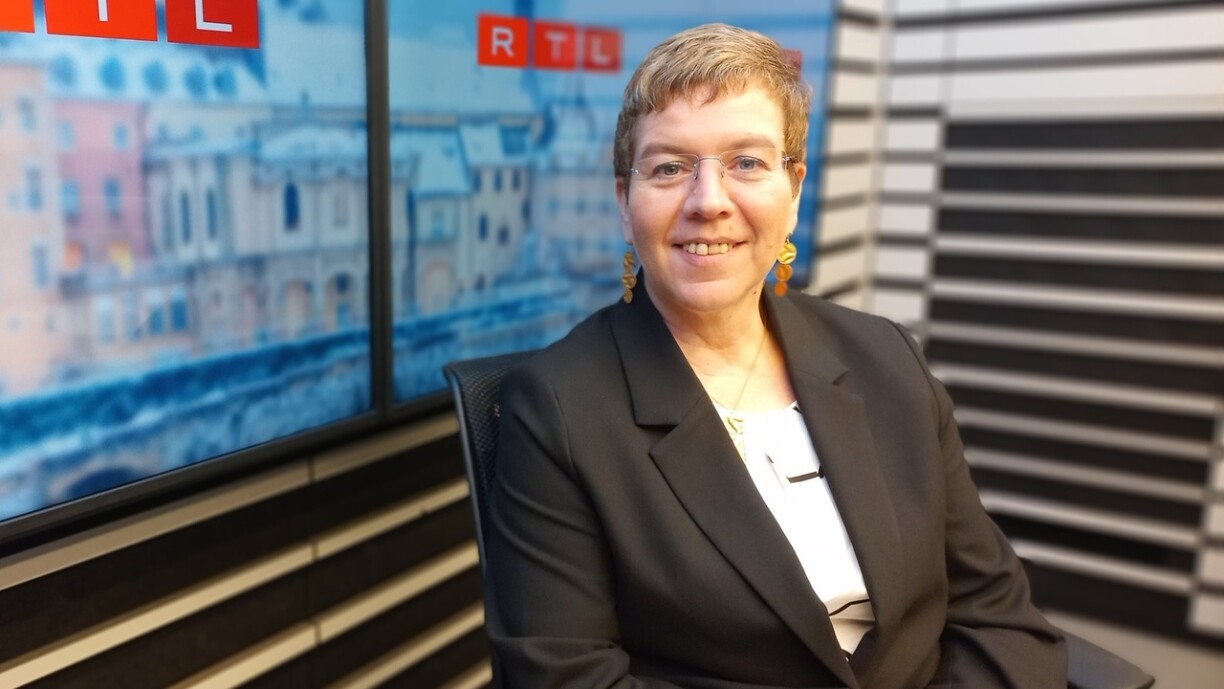 Martine Deprez vient de prendre ses fonctions de ministre de la Santé et de la Sécurité sociale.