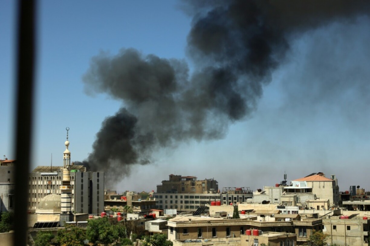 Some residents reported houses and shops torched as government forces and their allies entered town