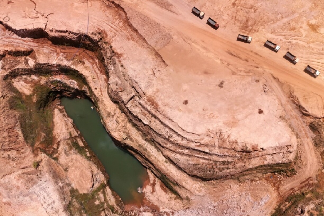 Since an Ecuadoran miner discovered gold nuggets in a stream at Paso Yobai in the 1990s, the town's fortunes have changed