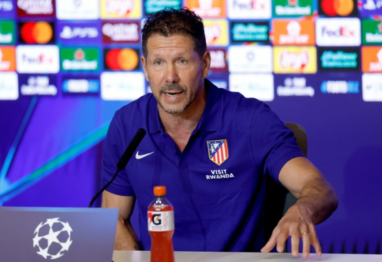 Atletico Madrid coach Diego Simeone is hoping Julian Alvarez improves after his goalless start to the season