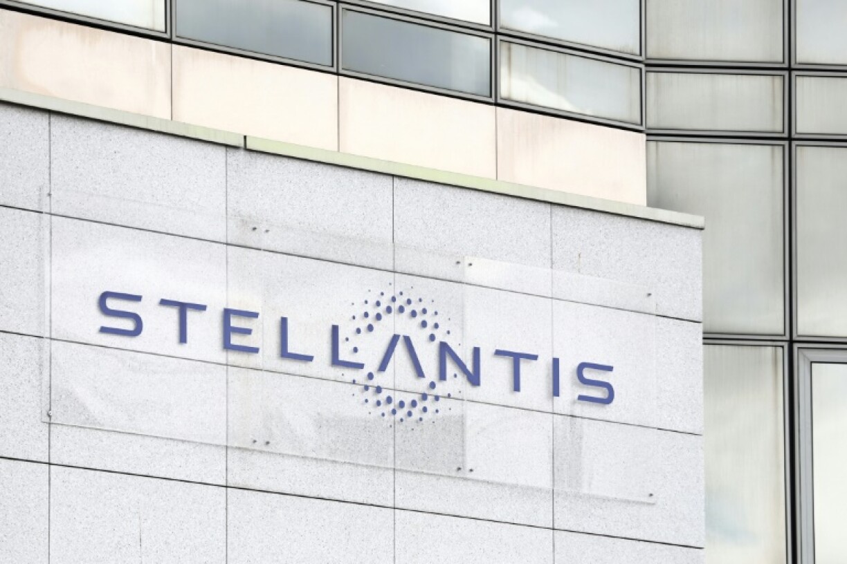 Automaker Stellantis is shifting production of the Jeep Compass from a plant in Brampton, Ontario, to the Midwestern US state of Illinois