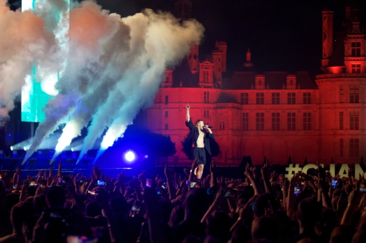 Le chanteur Dan Reynolds du groupe américain Imagine Dragons en concert au château de Chambord, le 8 septembre 2023 dans le Loir-et-Cher