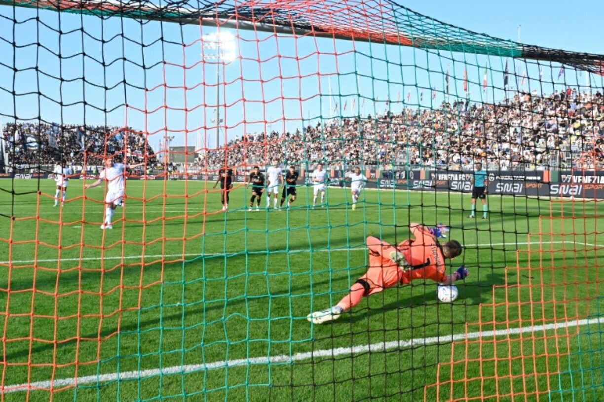 Venezia goalkeeper saves a penalty from Napoli's Kevin de Bruyne