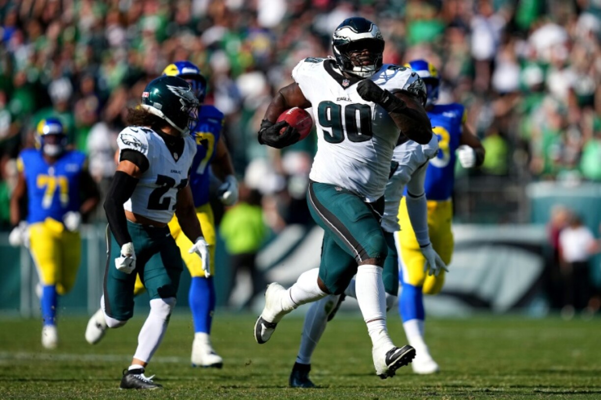 Philadelphia's Jordan Davis returns a blocked field goal for a touchdown against the Los Angeles Rams on the final play to give the Eagles a 33-26 NFL victory in a showdown of unbeatens