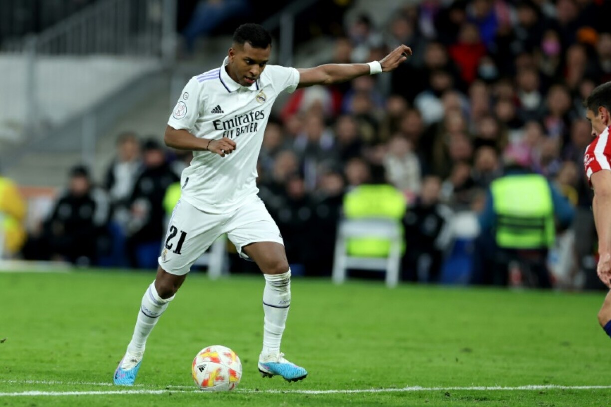 L'attaquant brésilien du Real Madrid Rodrygo, ici lors d'un match contre l'Atletico Madrid le 26 janvier, avait provoqué l'élimination de Manchester City en demi-finale de la dernière Ligue des champions avec ses deux buts dans le temps additionnel.