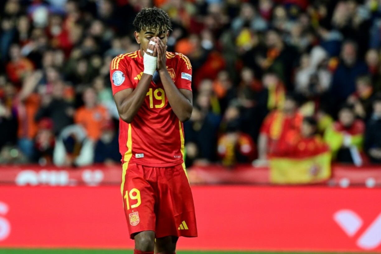 Spain forward Lamine Yamal missed a penalty but also scored a sensational goal as his country reached the Nations League semis