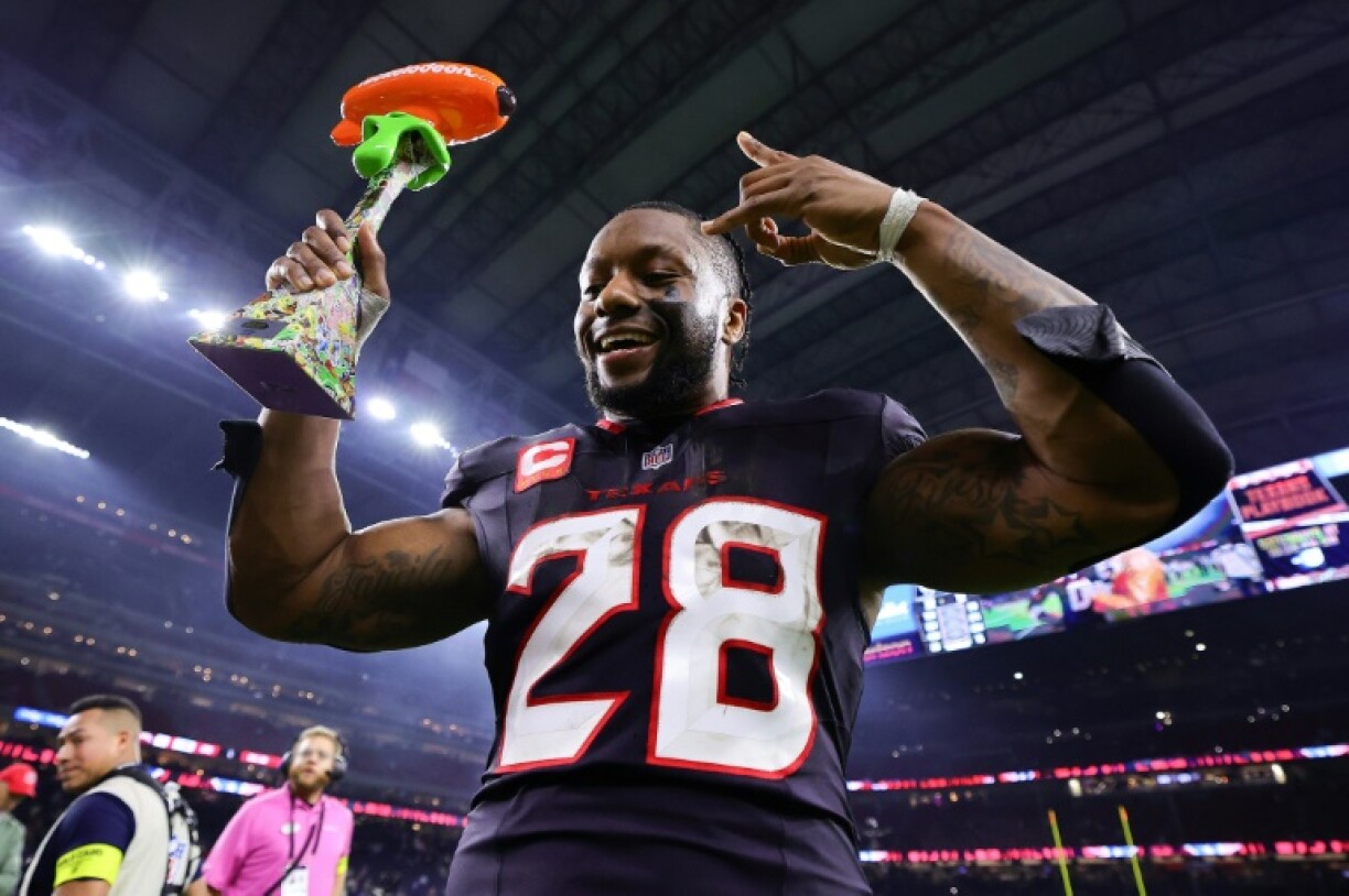 Houston running back Joe Mixon will miss the first four games of the 2025 NFL season due to a foot injury, the Texans announced