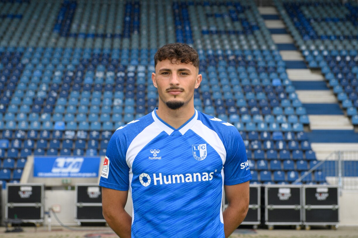 Eldin Dzogovic am Trikot vum FCM