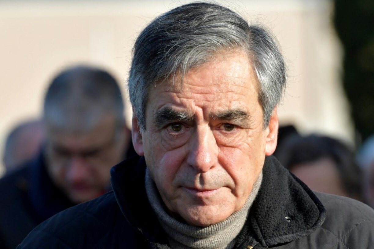 Fillon will not have to serve any jail time