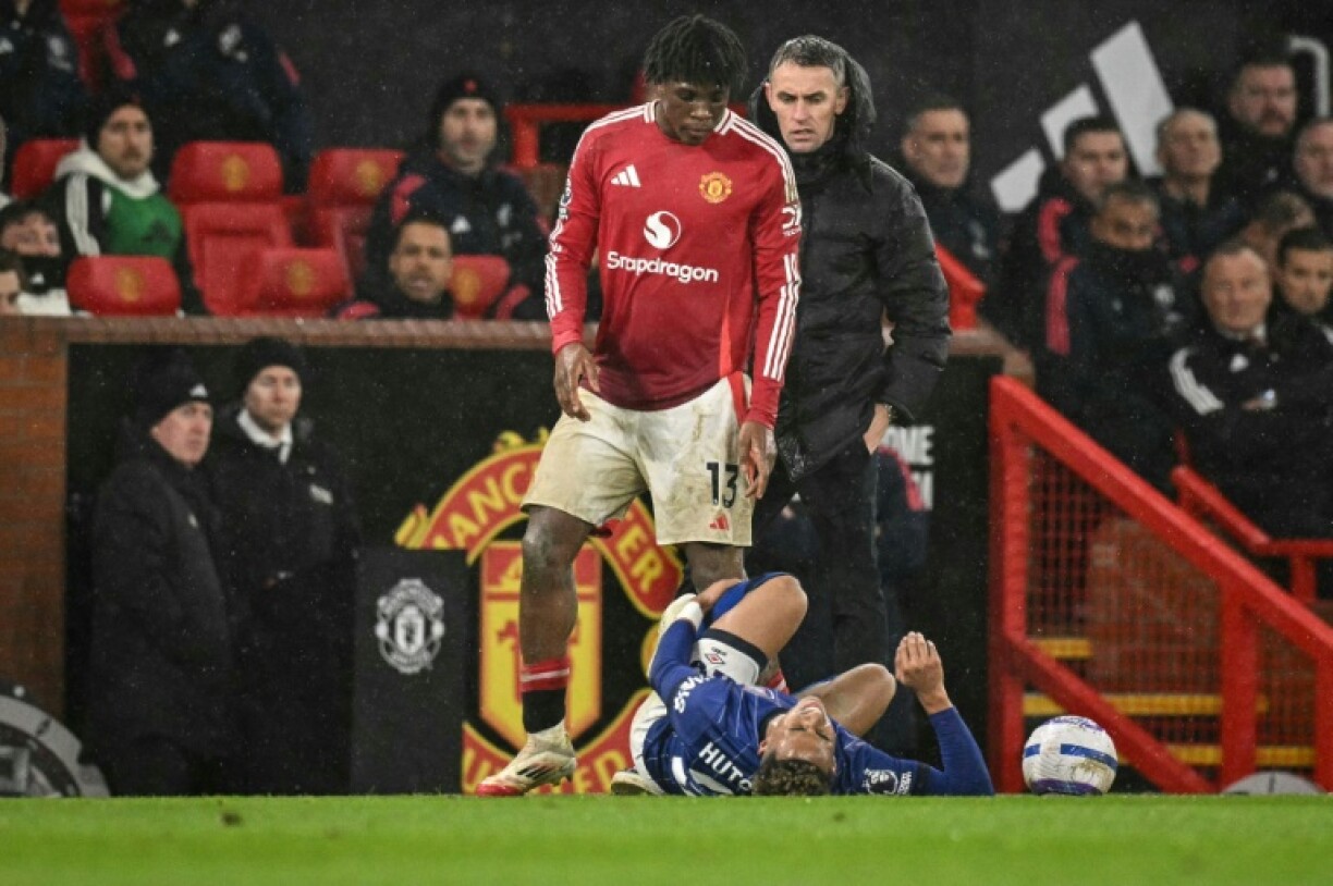 Manchester United defender Patrick Dorgu was sent off against Ipswich