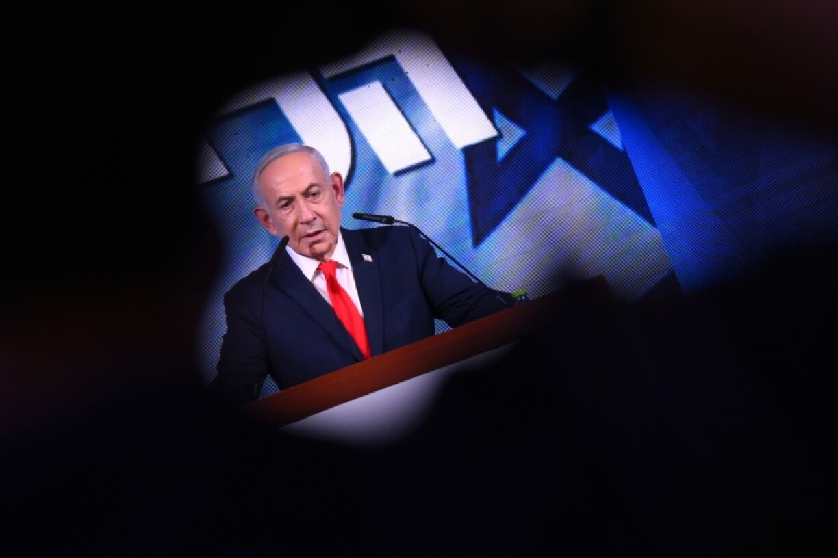 Le Premier ministre israélien Benjamin Netanyahu s'adresse à ses partisans, le 28 octobre 2026 à Jérusalem