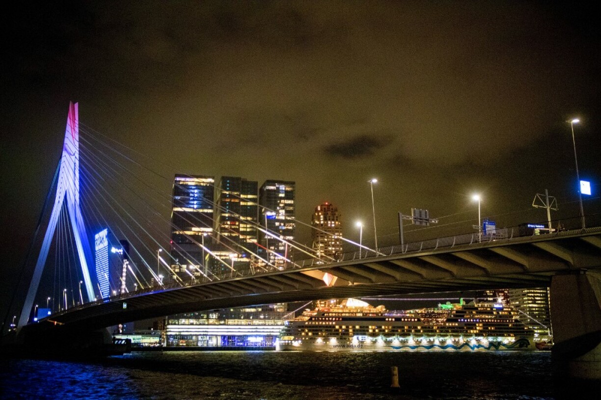 Le Pont Erasme à Rotterdam où devait se tenir le concours de l'Eurovision.