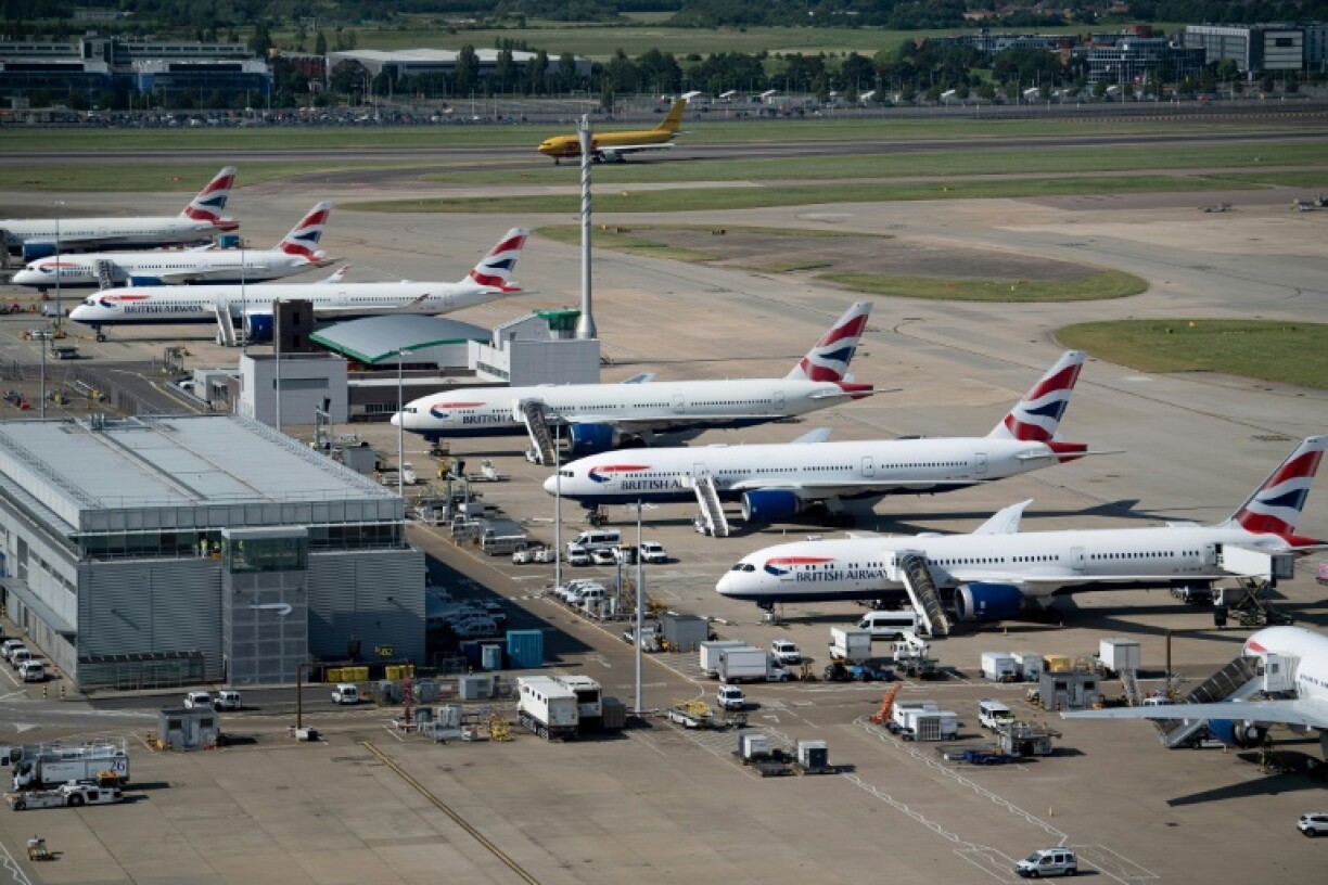 Des avions de la compagnie aérienne British Airways, le 13 juin 2021 à l'aéroport londonien d'Heathrow