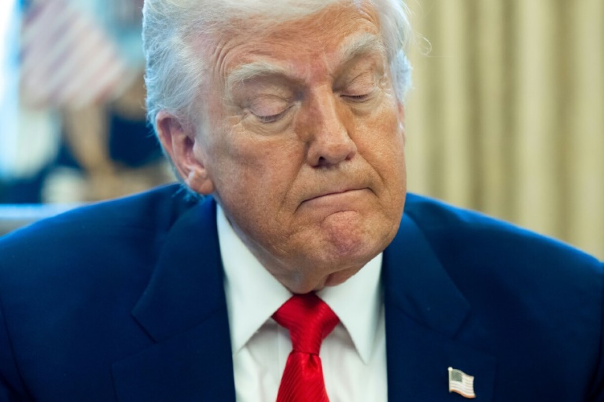 US President Donald Trump said he would raise tariffs on Chinese goods to 125 percent