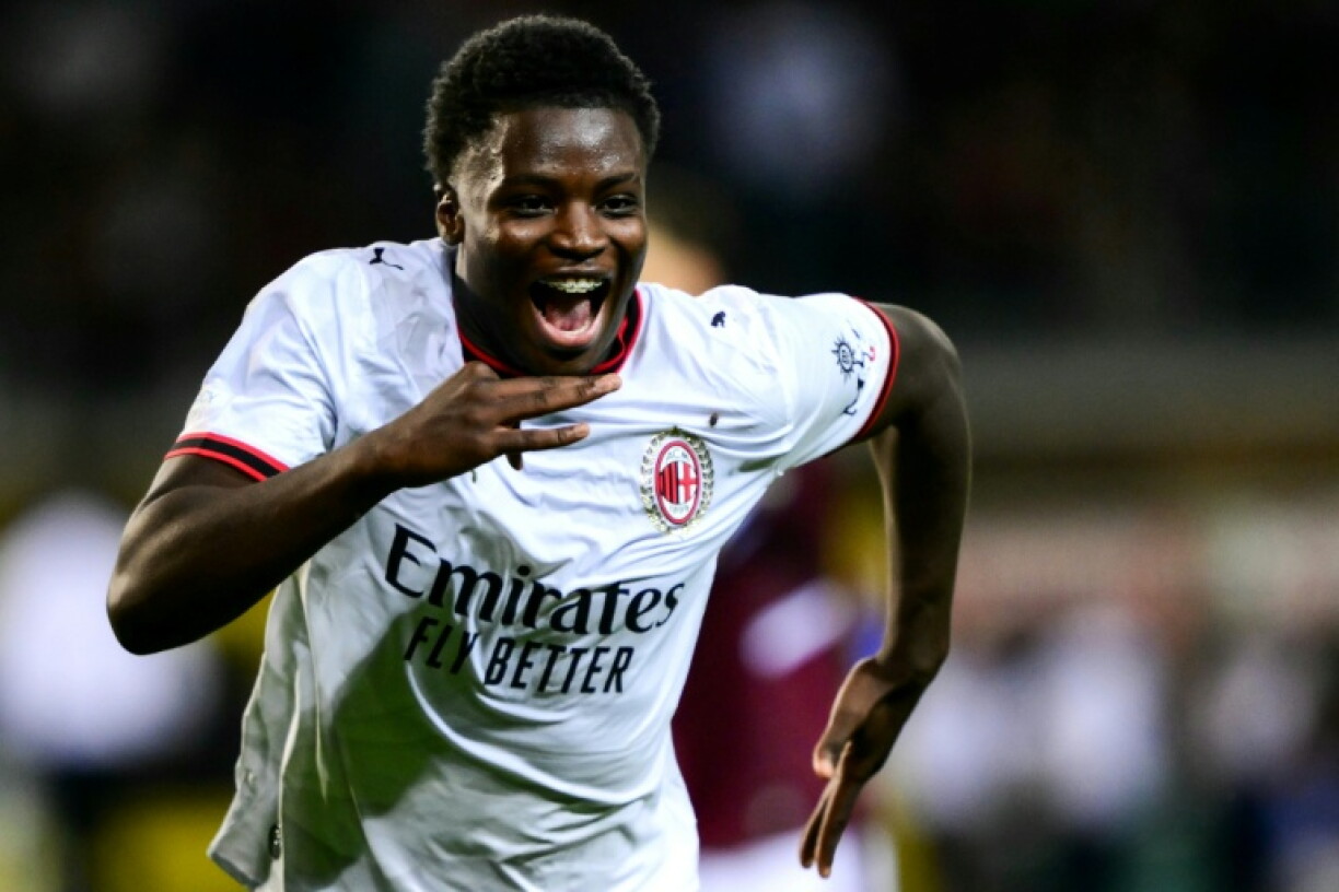 Le milieu de l'AC Milan Alphadjo Cisse après l'ouverture du score contre le Torino lors de la première journée du Championnat d'Italie le 23 août 2026 au Stade olympique de Turin