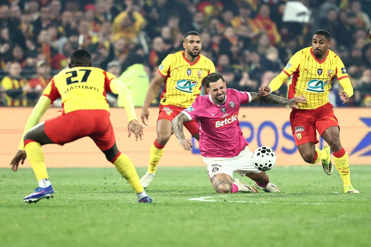 An Aron Donnum a seng Ekipp vun Toulouse konnt sech an der Coupe zu Lens net duerchsetzen.