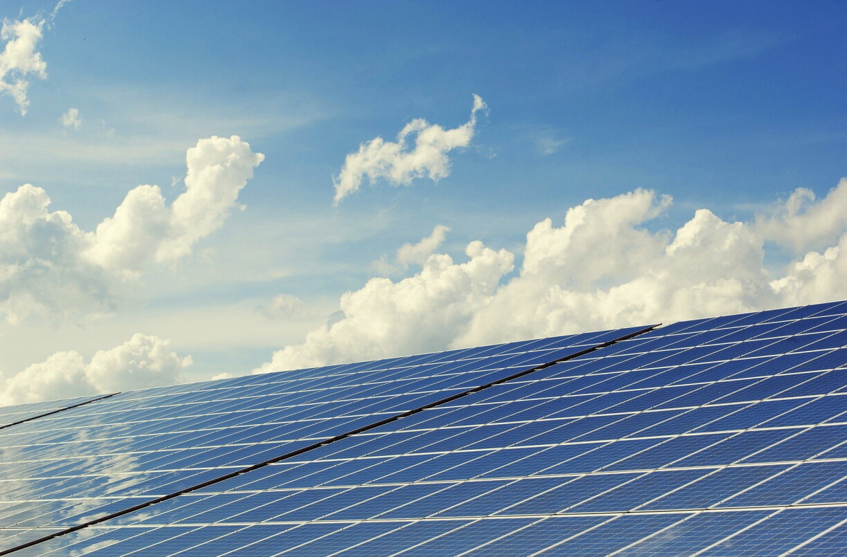 Le beau temps et les investissements ont fait exploser la production d'énergie solaire. Mais il en faudra plus pour que le Luxembourg devienne un élève exemplaire en Europe...