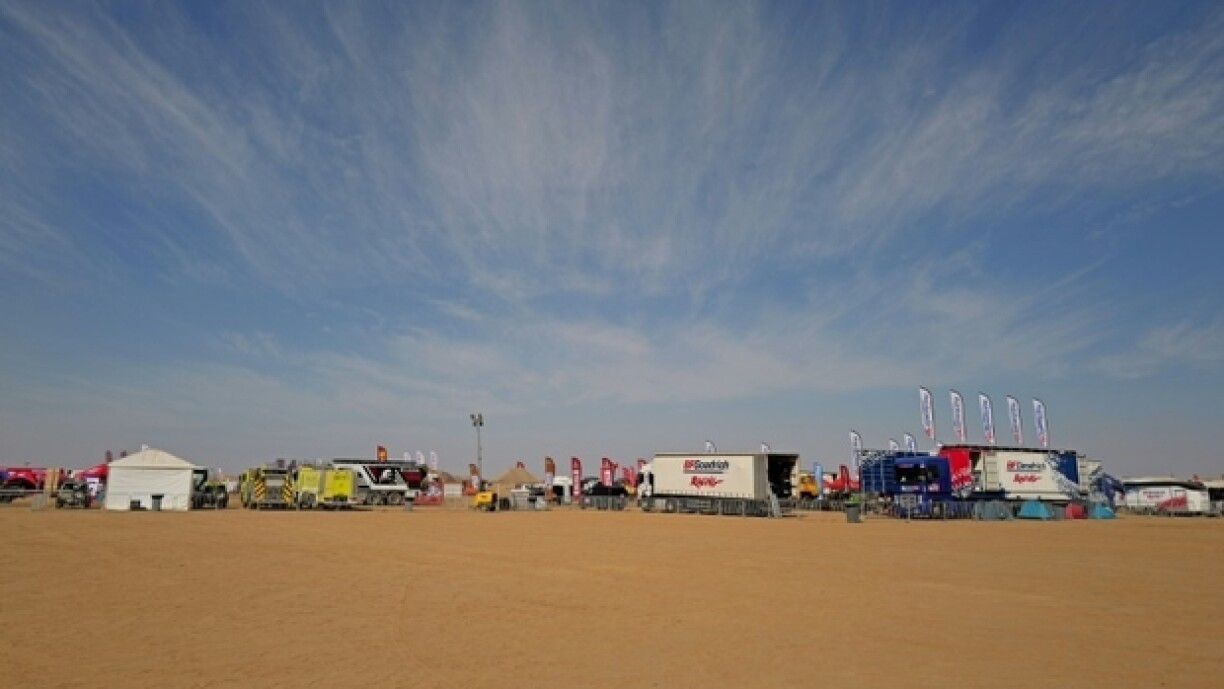 Le bivouac du Dakar, à Bisha en Arabie saoudite le 1er janvier 2025, avant le départ du rallye-raid.