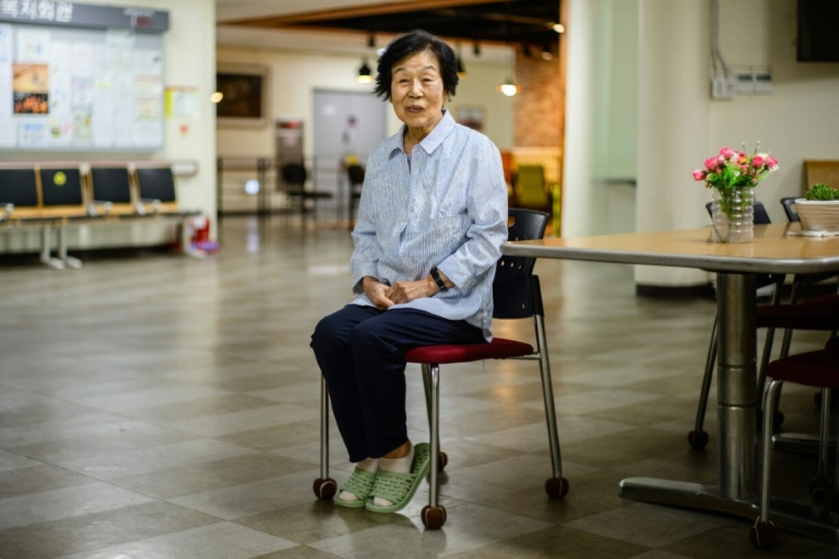 Bae Kyung-mi, survivante du bombardement atomique d'Hiroshima, ici le 10 juillet 2025 au Centre des victimes de la bombe atomique, à Hapcheon, en Corée du Sud