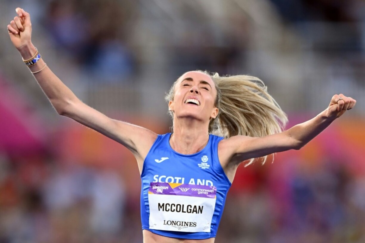 Eilish McColgan winning the 10,000m Commonwealth Games final