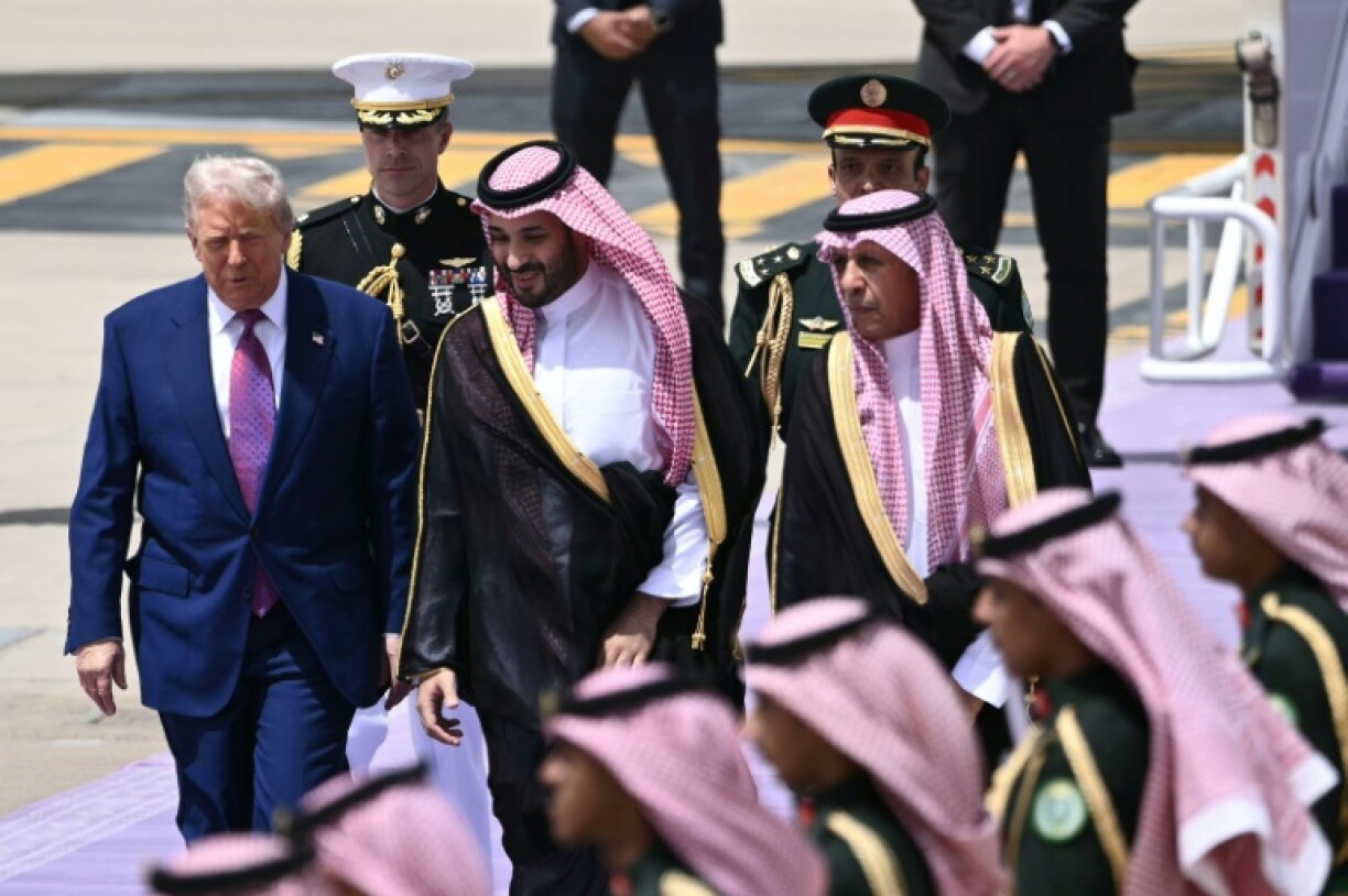 US President Donald Trump is greeted by Saudi Crown Prince Mohammed bin Salman upon his arrival in Riyadh