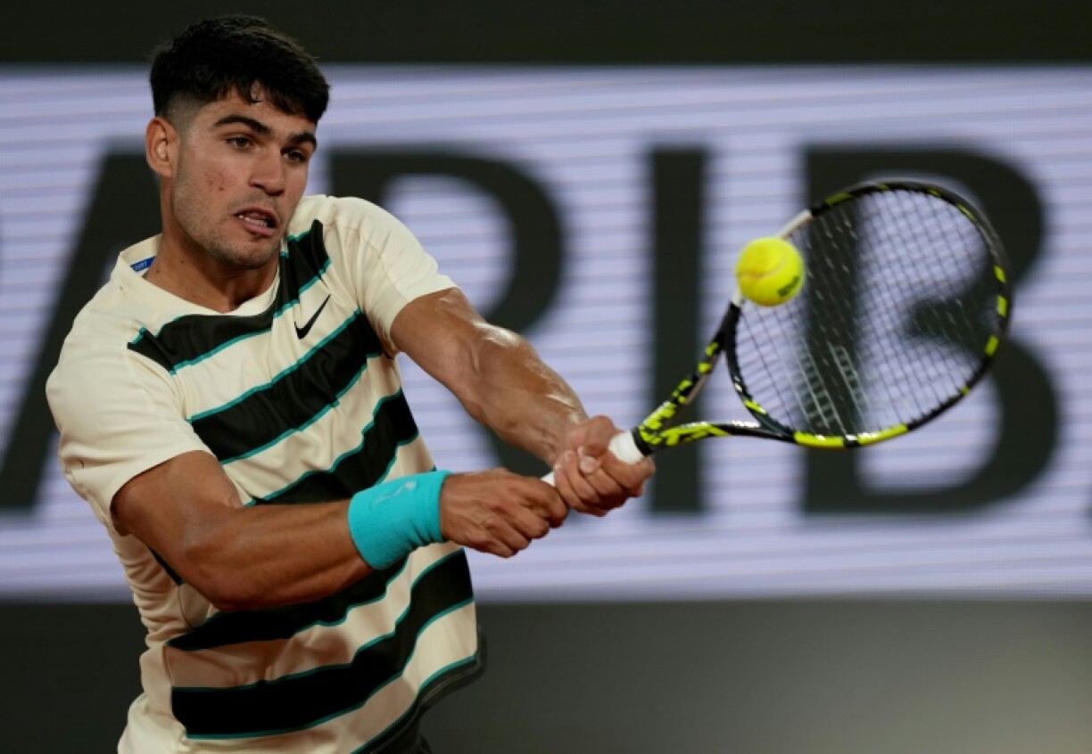 L'Espagnol Carlos Alcaraz pendant son match contre le Bosnien Damir Dzumhur le 30 mai 2025 à Roland-Garros