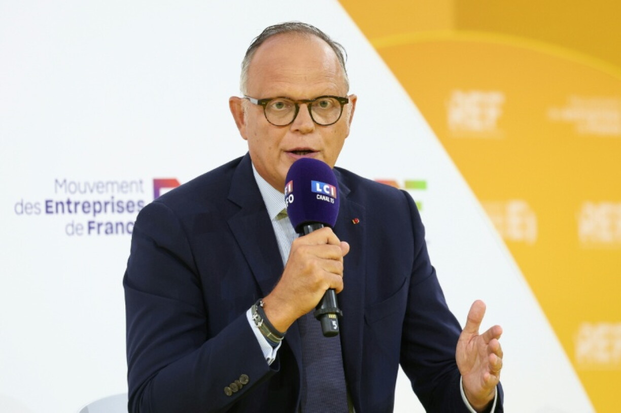 Edouard Philippe participe au débat entre les principaux candidats à la présidentielle organisé par le Medef, le 27 août 2026 à Paris
