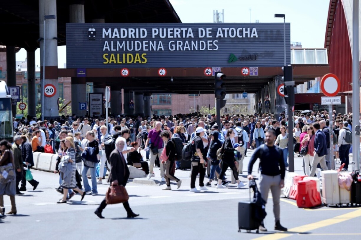 The blackout paralysed train and metro networks -- and there was no signal for phones either
