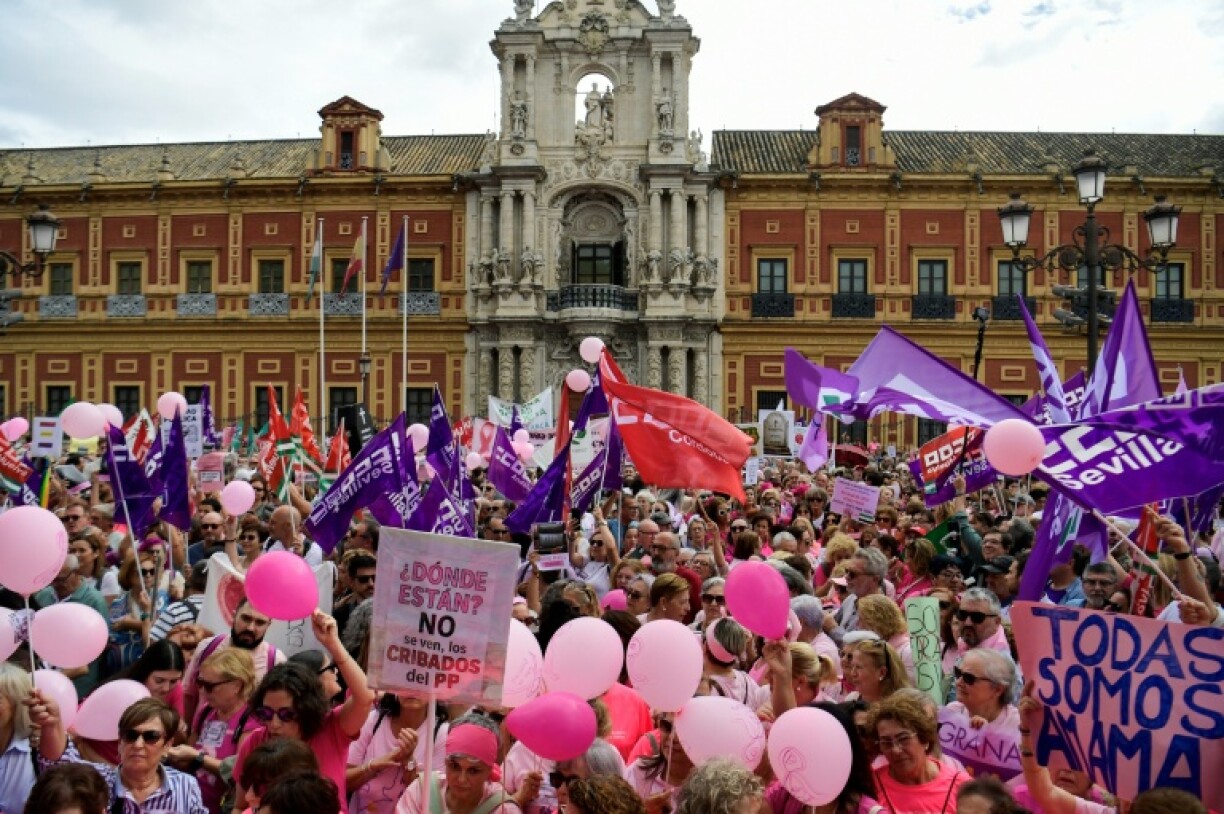 Women-led protests erupted in several Andalusian cities after the healthcare scandal