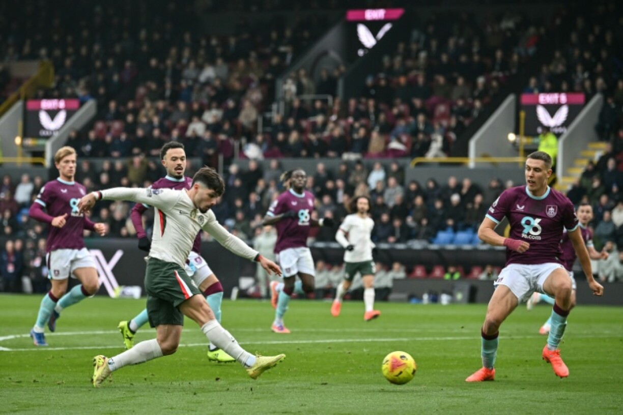 Chelsea's Pedro Neto in action against Burnley