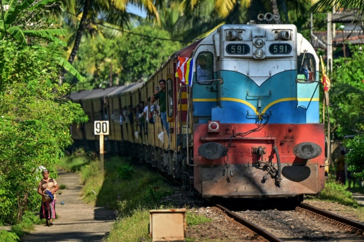 A train arrived at the same spot of disaster in Sri Lanka 20 years ago with family members of victims