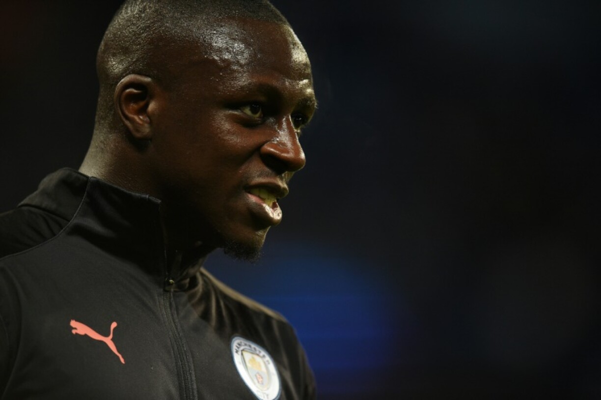 Le défenseur français de Manchester City, Benjamin Mendy, à l'échauffement avant le match de poule de Ligue des Champions à domicile contre l'Atalanta, le 22 octobre 2019 à l'Etihad Stadium