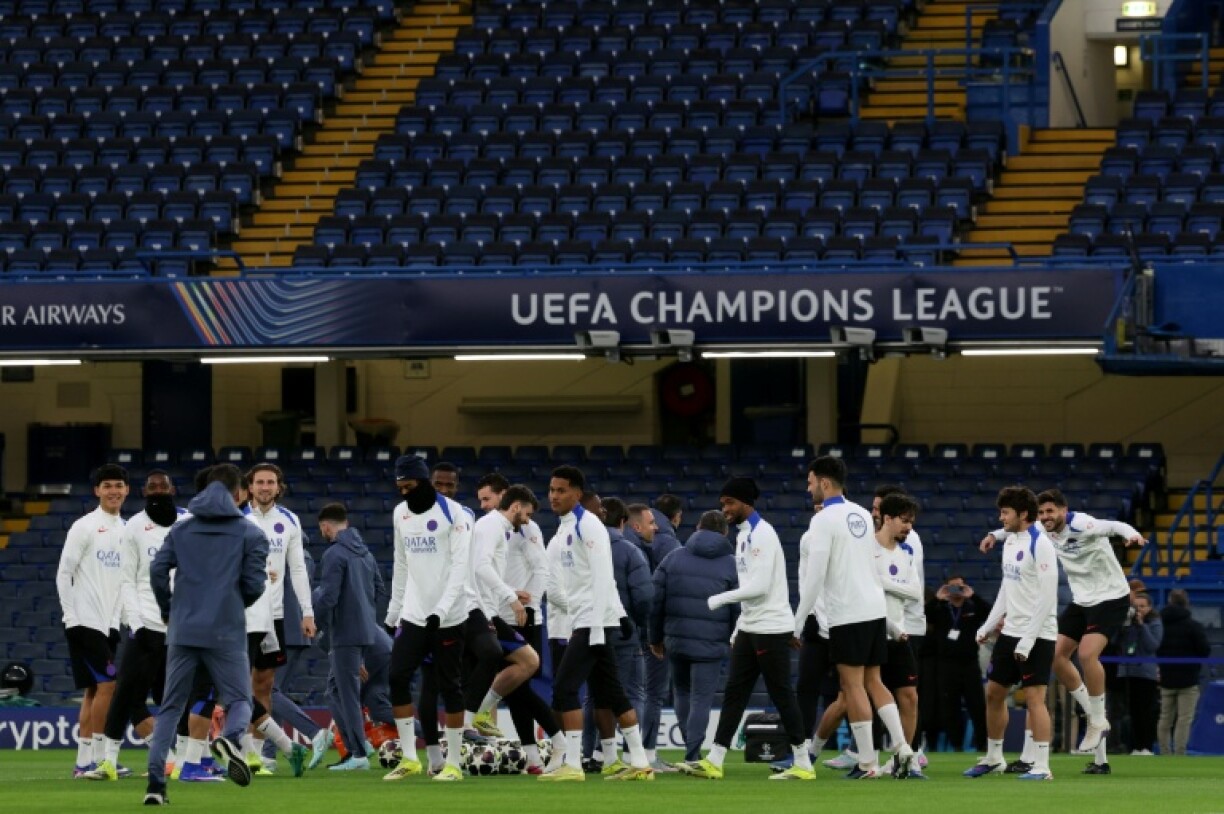 Les joueurs du PSG affinent leurs réglages à Stamford Bridge, le 6 mars 2026, à la veille d'affronter Chelsea en huitième de finale retour de Ligue des champions