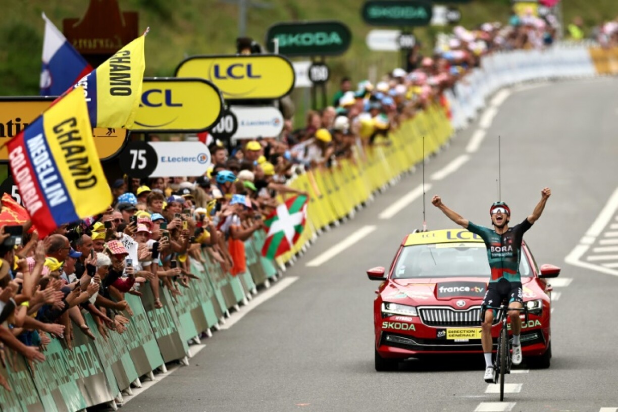Jai Hindley à l'arrivée de la 5e étape du Tour de France, le 5 juillet 2023 à Laruns: l'Australien de la Bora-Hansgrohe a fait coup double, remportant l'étape et s'installant en tête du classement général