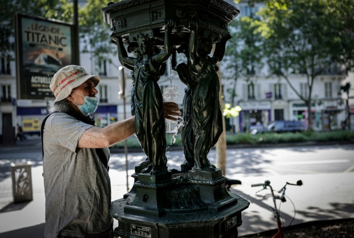 Infolge der aktuellen Hitzewelle sind in Frankreich nach Regierungsangaben bislang sieben Menschen ums Leben gekommen.