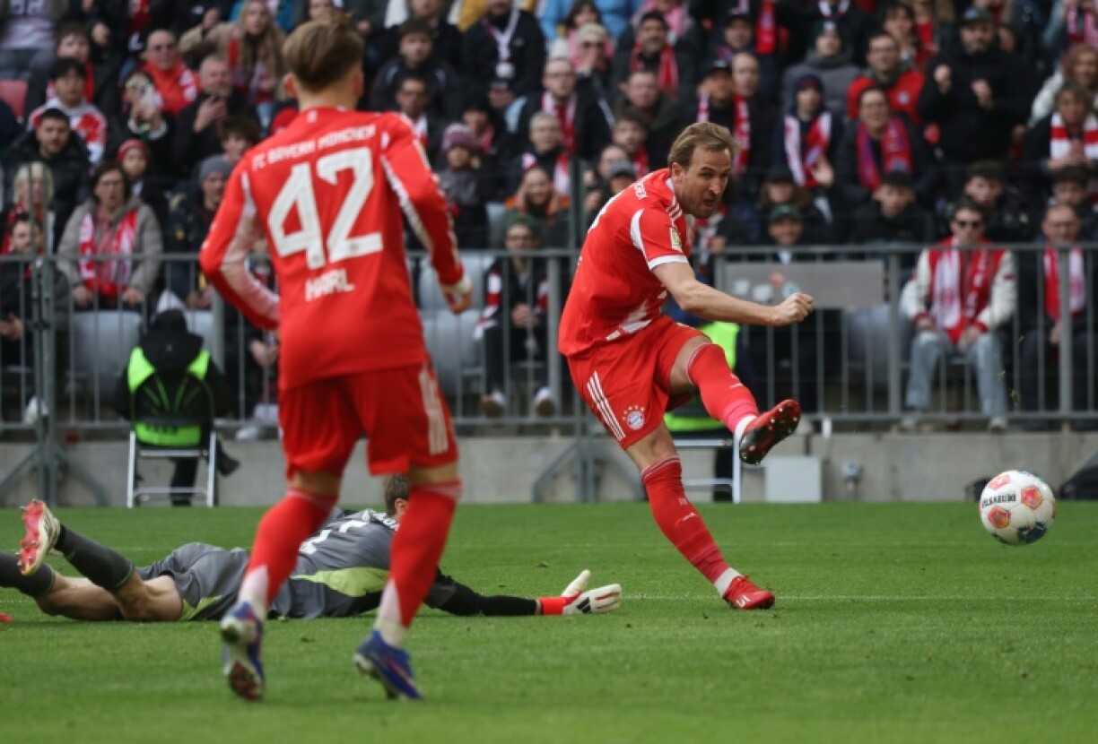 Harry Kane (D) buteur lors de la victoire 4-0 contre l'Union Berlin, le 21 mars 2026 à Munich