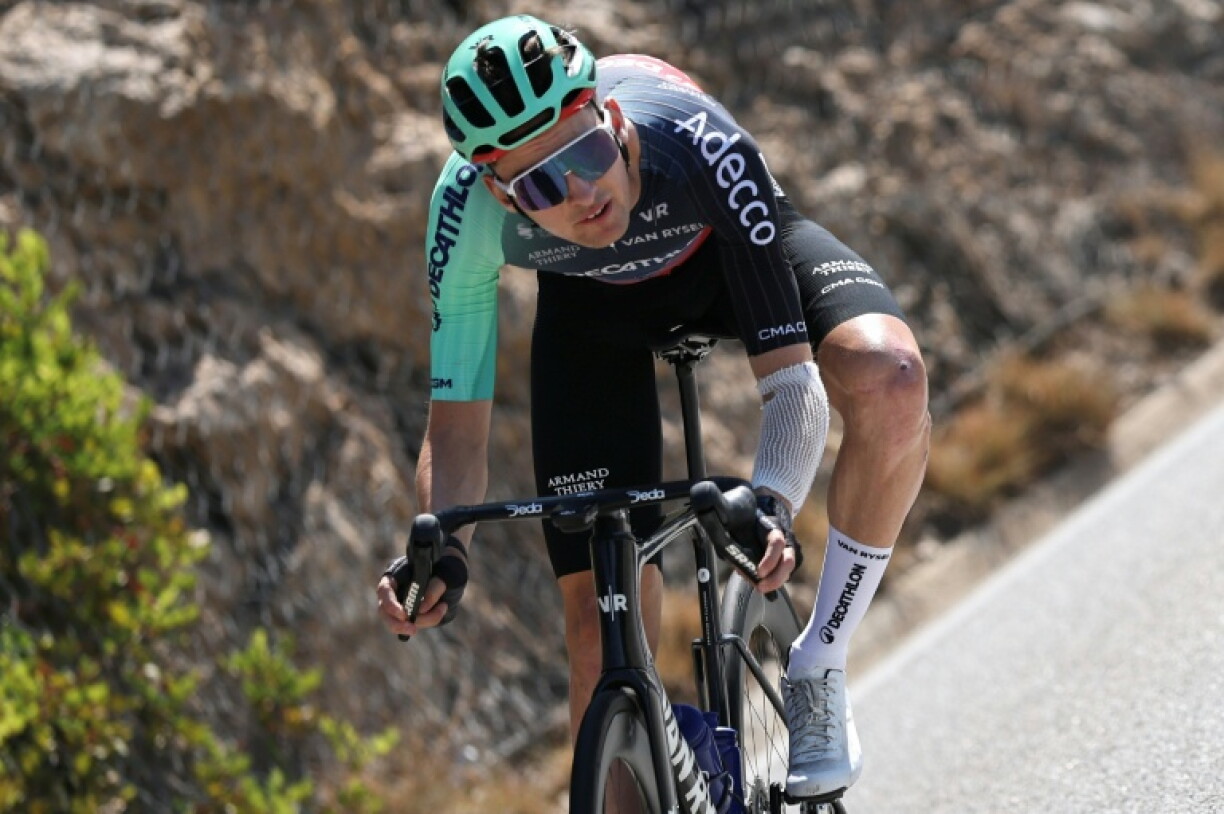 Le prodige français de Decathlon CMA CGM Paul Seixas à l'entraînement à la veille du départ du Tour de France, le 3 juillet 2026 dans les environs de Barcelone