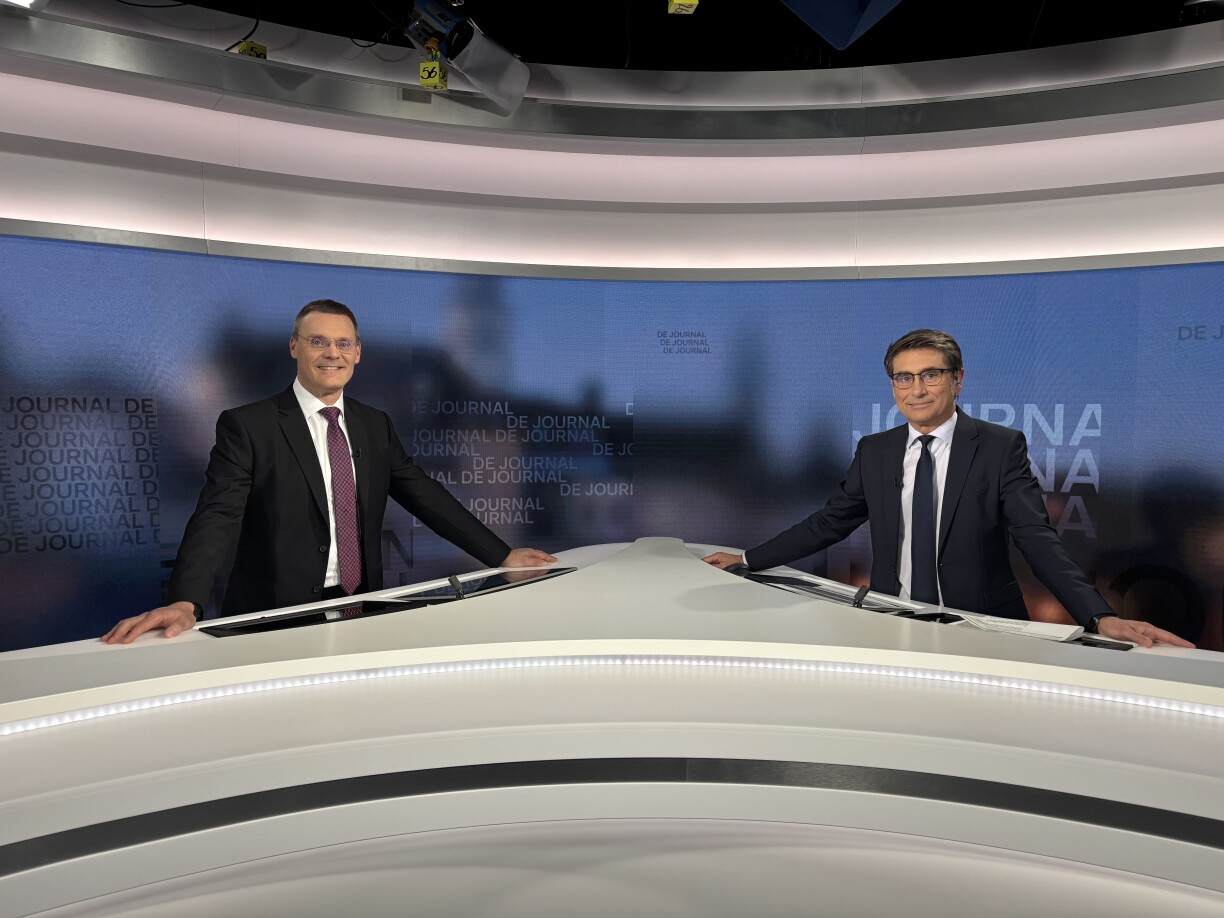 De Luxair-Generaldirekter Gilles Feith war en Dënschdeg den Owend am Studio, fir op dem Frank Goetz seng Froen ze äntweren.