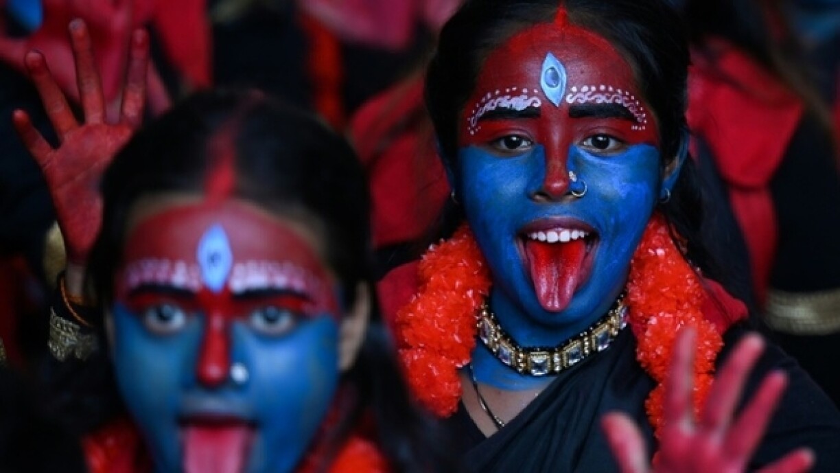 Als Gëttin Kali verkleet Meedercher