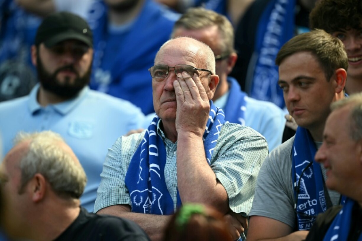 Everton fans were in tears as they said goodbye to Goodison Park