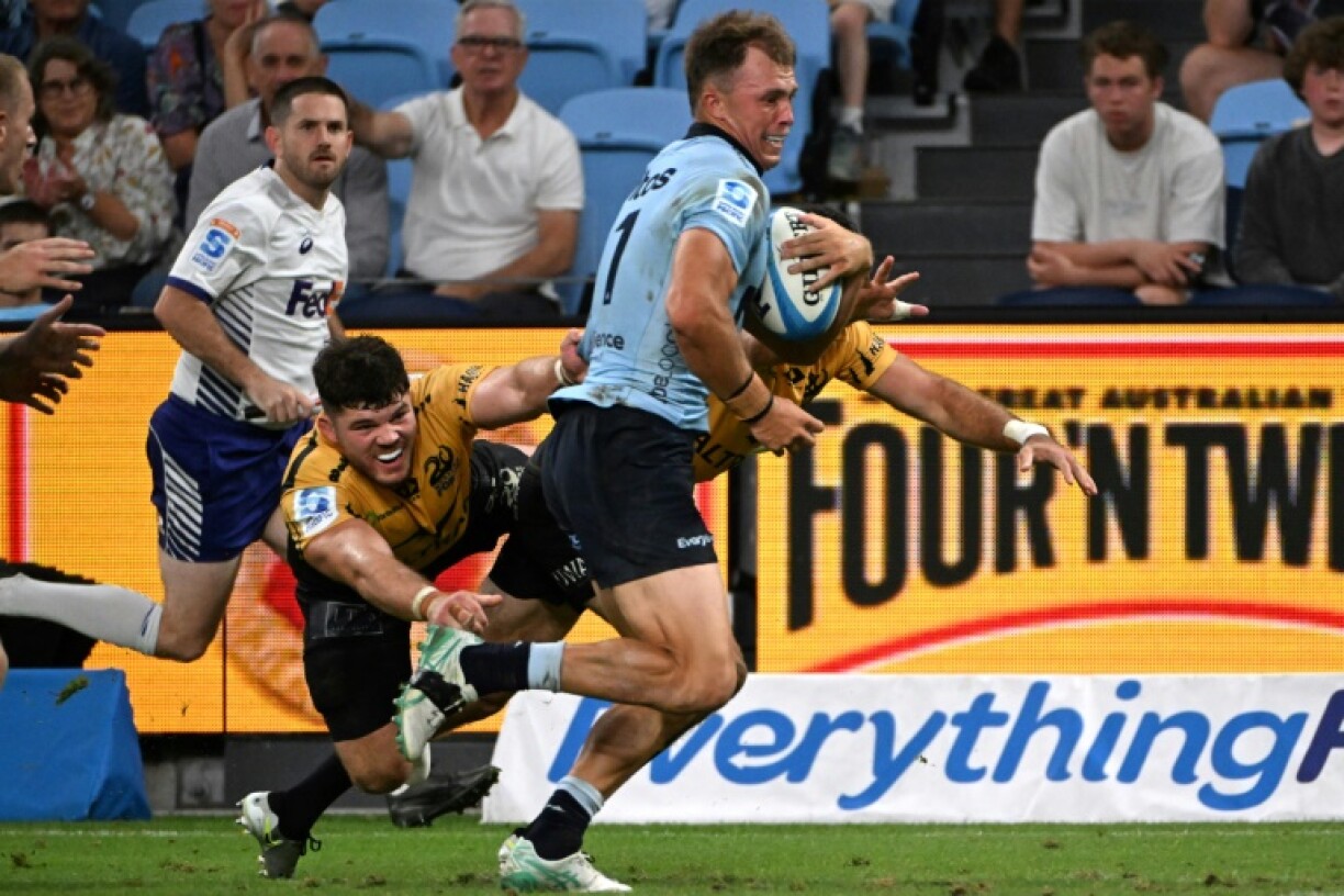 Waratah's Darby Lancaster makes a break during their Super Rugby Pacific match against the Western Force at the Allianz Stadium in Sydney