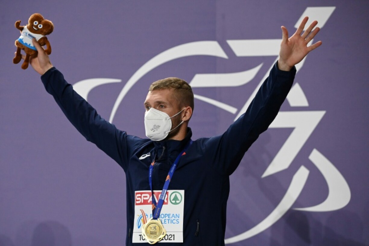 Kevin Mayer médaillé d'or de l'heptathlon aux Championnats d'Europe d'athlétisme en salle à Torun, le 7 mars 2021