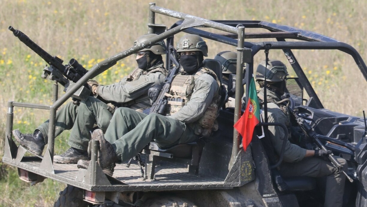 Des soldats portugais lors d'un exercice de l'Otan en Lituanie en avril 2024.