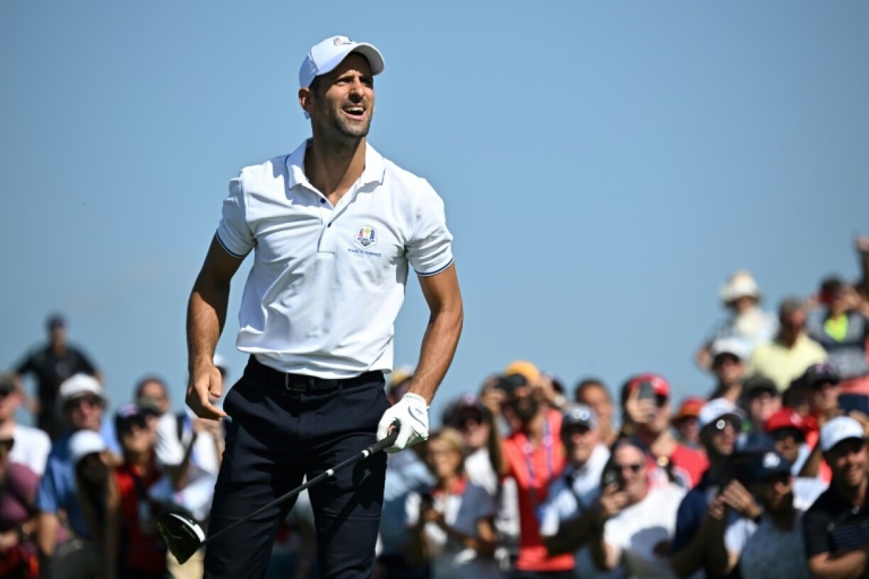 Le joueur de tennis serbe Novak Djokovic durant une épreuve réservée aux célébrités avant la Ryder Cup le 27 septembre 2023 près de Rome