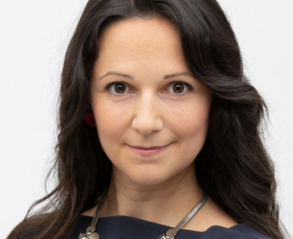 Roberto Traversini devrait être remplacé par Semiray Ahmedova.