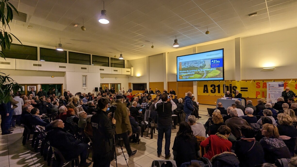 Environ 250 personnes étaient présentes jeudi soir pour la réunion de clôture de la concertation A31bis.